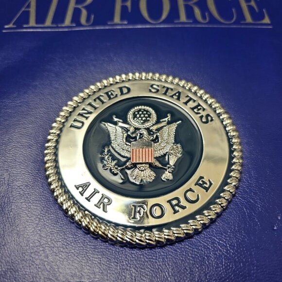 Air Force Historical Book‎ Leather Bound - Picture 4 of 14